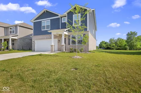 8258 Trotter Ln, Camby, IN 46113