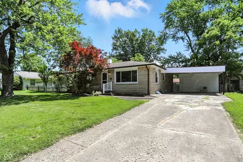 2811 Beech Dr, Columbus, IN 47203 photo 2