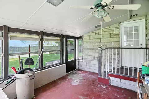 2811 Beech Dr, Columbus, IN 47203 photo 12