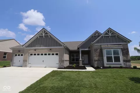 4999 Hummingbird Dr, Brownsburg, IN 46112