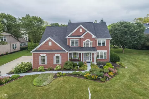 10480 Stonegate Dr, Fishers, IN 46040