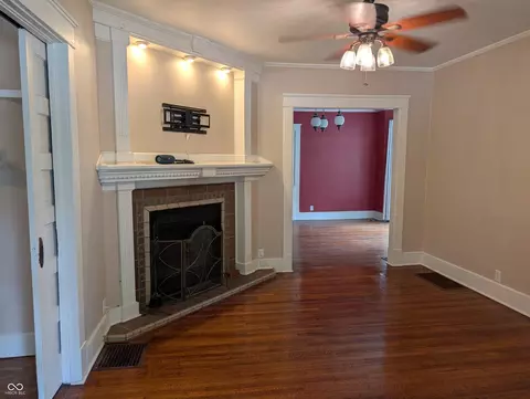 414 E Main St, Plainfield, IN 46168 photo 5