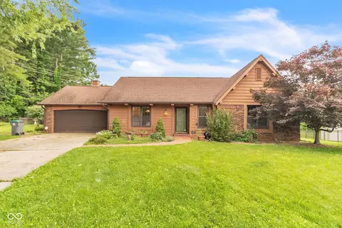 1334 E Browning Ct, Bloomington, IN 47401