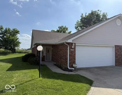 989 Plaza Dr, Martinsville, IN 46151