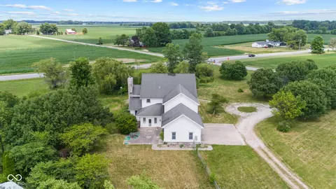 16171 Cyntheanne Rd, Noblesville, IN 46060