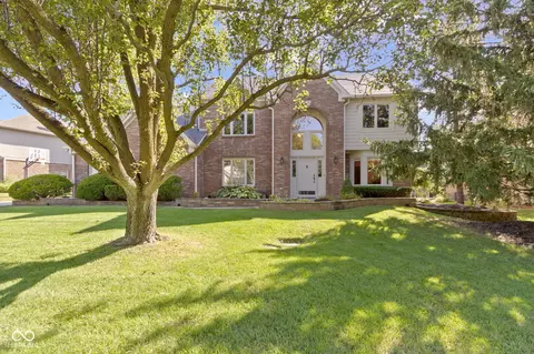 1285 Woodgate Dr, Carmel, IN 46033