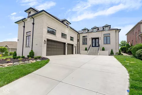 16512 Grand Cypress Dr, Noblesville, IN 46060
