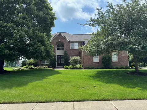 5775 Coopers Hawk Dr, Carmel, IN 46033