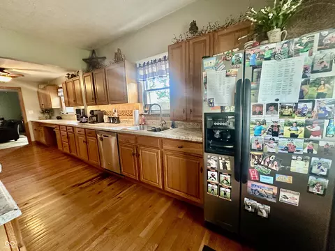 Kitchen - 208 10th St, Covington, IN 47932 photo 1 of 4