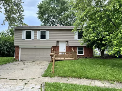 3525 Lombardy Pl, Indianapolis, IN 46226