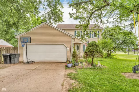 1357 Brownswood Dr, Brownsburg, IN 46112
