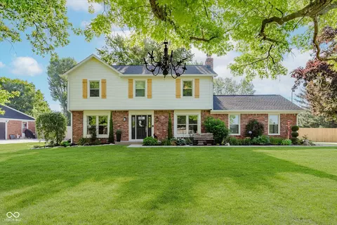 8201 Castle Dr, Indianapolis, IN 46256