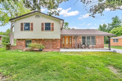 2823 Tulip Dr, Indianapolis, IN 46227