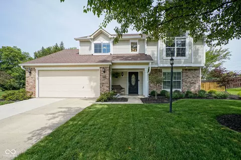 13074 Lansdowne Dr, Fishers, IN 46038