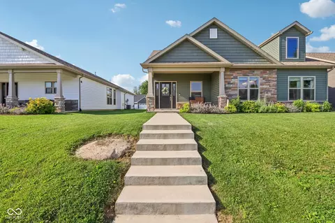 1209 E Wabash St, Frankfort, IN 46041