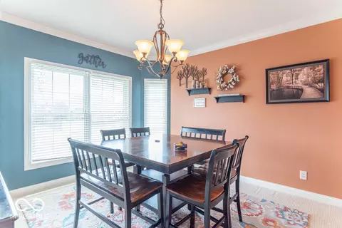 Dining - 1035 White Oak Dr, Plainfield, IN 46168 photo 1 of 3