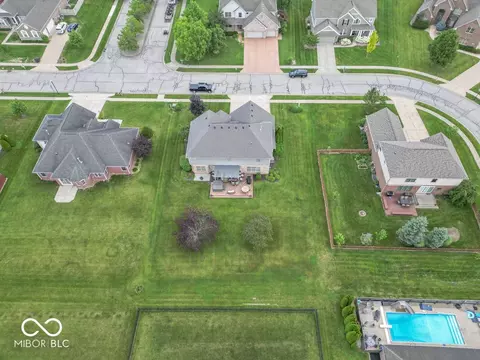 View/Area - 1035 White Oak Dr, Plainfield, IN 46168 photo 2 of 2