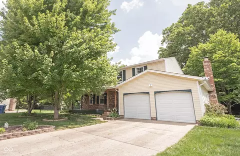 6028 Thornwood Ct, Indianapolis, IN 46250