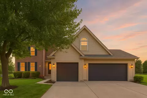 301 Cobblesprings Ct, Avon, IN 46123