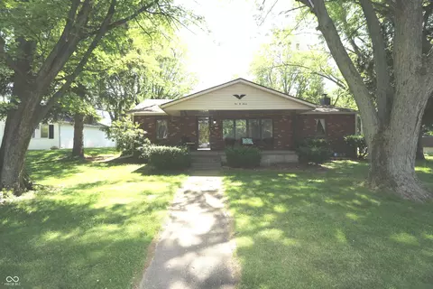 507 N Walnut St, Veedersburg, IN 47987