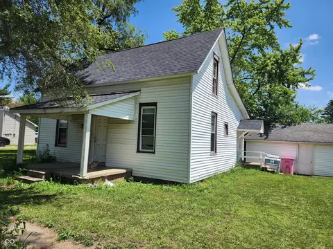 403 N Main St, Linden, IN 47955