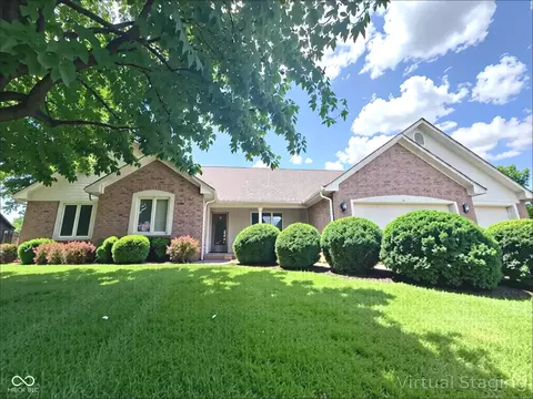 3975 Keyway Dr, Greenwood, IN 46143