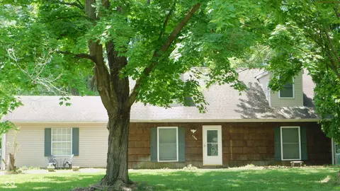 7966 Chiltern Dr, Indianapolis, IN 46268