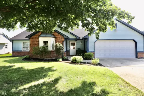 7567 Muirfield Pl, Indianapolis, IN 46237