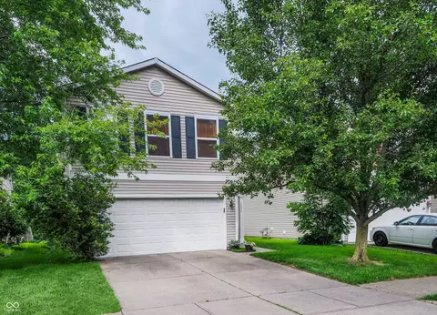2355 Collins Way, Greenfield, IN 46140