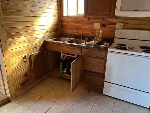 9842 N State Road 9, Pendleton, IN 46064 photo 18