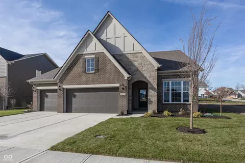 19990 Stone Side Ct, Westfield, IN 46074