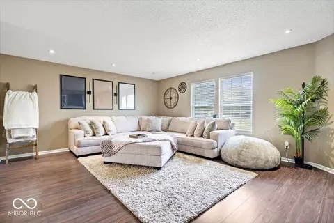 Living - 9497 W Stargazer Dr, Pendleton, IN 46064 photo 4 of 5