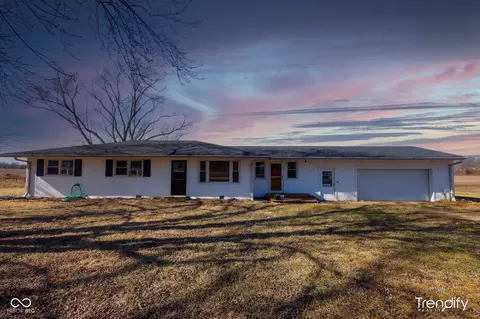 7300 N Banta Rd, Bargersville, IN 46106