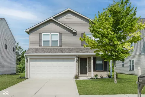 5672 High Timber Ln, Indianapolis, IN 46235