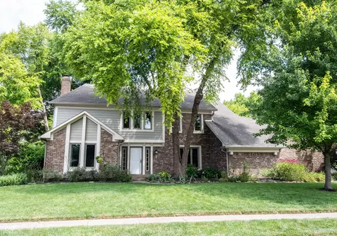 4976 Rockne Cir, Carmel, IN 46033