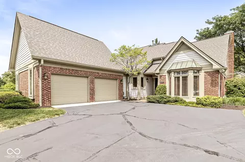 9457 Tamarack Dr, Indianapolis, IN 46260