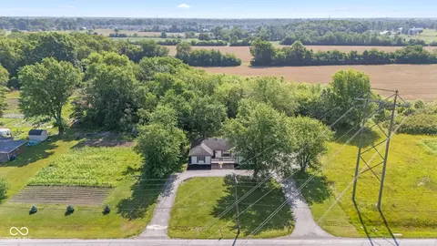 View/Area - 4305 Five Points Rd, Indianapolis, IN 46239 photo 1 of 15