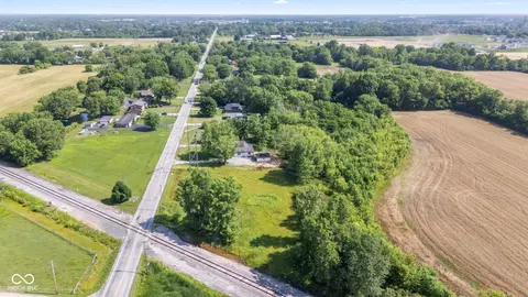View/Area - 4305 Five Points Rd, Indianapolis, IN 46239 photo 7 of 15