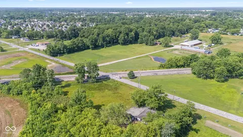 View/Area - 4305 Five Points Rd, Indianapolis, IN 46239 photo 11 of 15