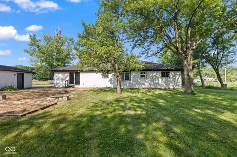 Exterior - 4305 Five Points Rd, Indianapolis, IN 46239 photo 6 of 13