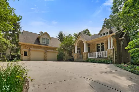 5720 Hickory Hollow Dr, Plainfield, IN 46168
