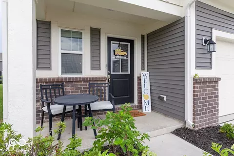 Exterior - 9309 Kellner St, Pendleton, IN 46064 photo 5 of 9