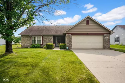 652 White Ash Trl, Mooresville, IN 46158
