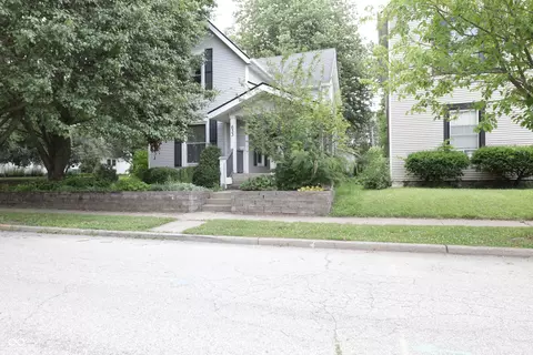 633 N East St, Greenfield, IN 46140