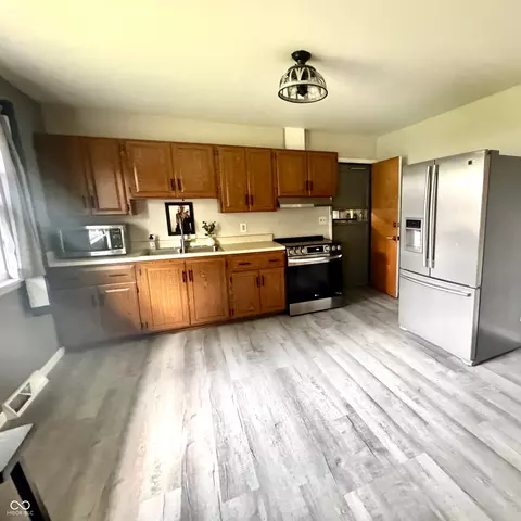 Kitchen - 336 Brookside Ln, Plainfield, IN 46168 photo 1 of 6