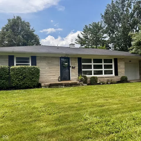 Exterior - 336 Brookside Ln, Plainfield, IN 46168 photo 2 of 6