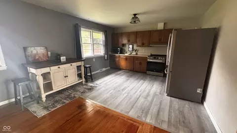 Kitchen - 336 Brookside Ln, Plainfield, IN 46168 photo 5 of 6