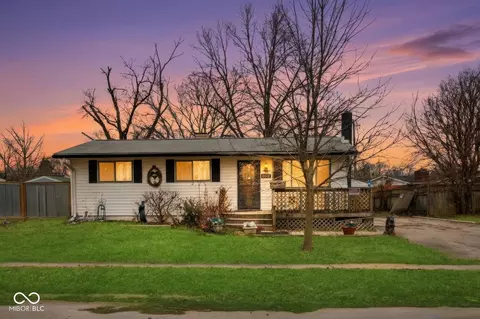 5025 Elmhurst Dr, Lawrence, IN 46226