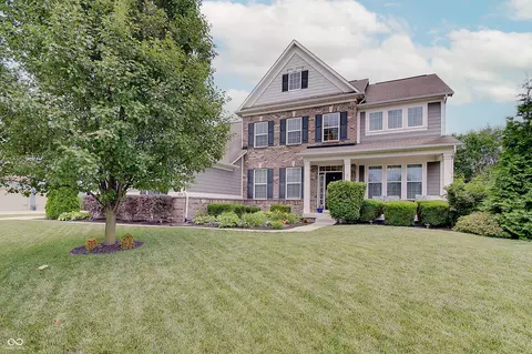 10107 Landis Blvd, Fishers, IN 46040