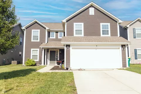 2550 Cedarmill Dr, Franklin, IN 46131